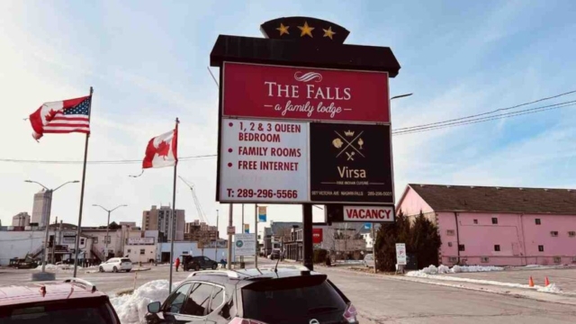 Pylon Signs