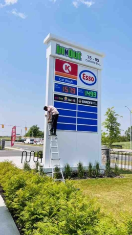 Pylon Signs